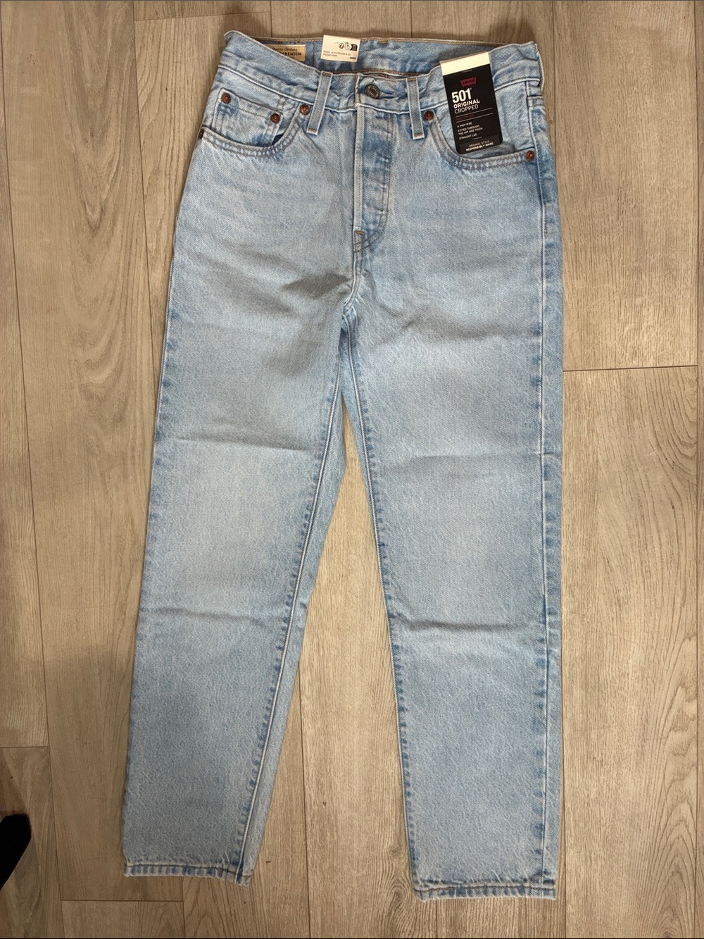 Levi's 501 Light Blue Women’s Jeans - Classic Straight Fit